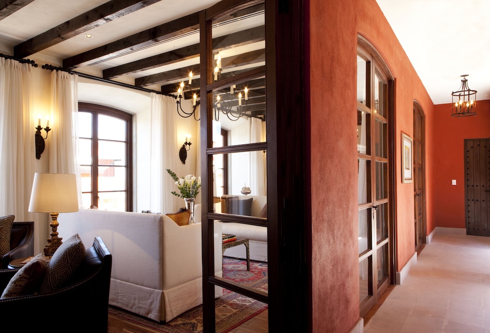 Rosewood San Miguel de Allende 5/76
