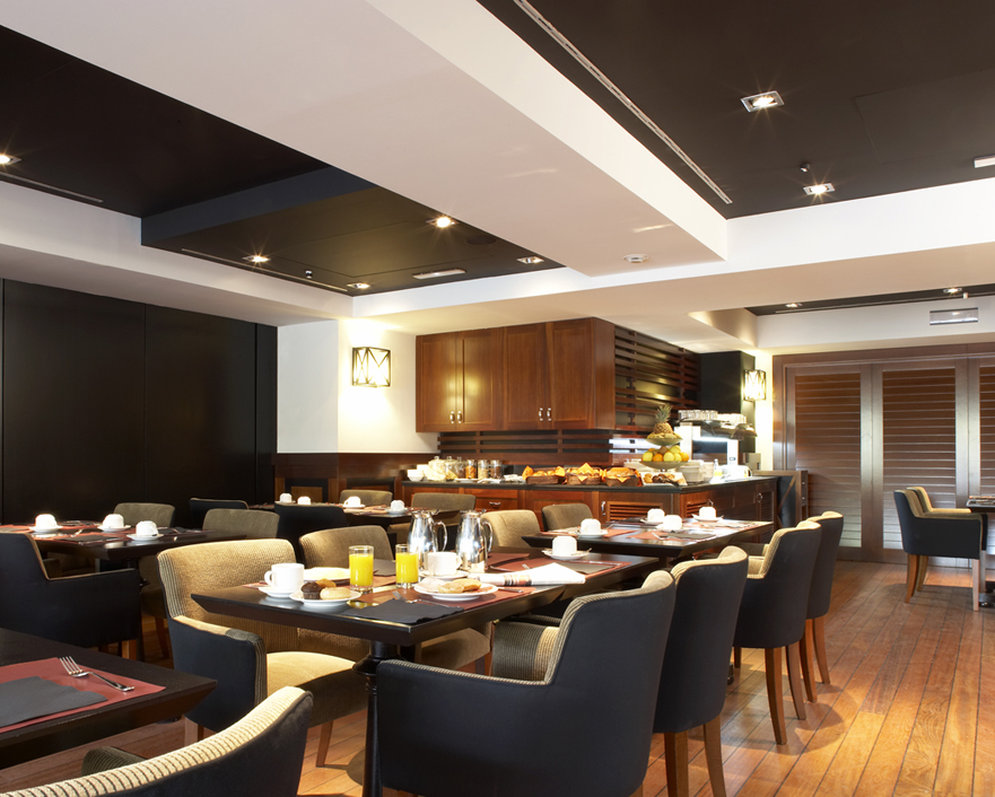 U232 Hotel 63/66