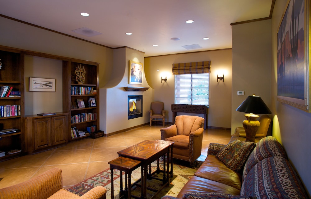 Lodge On The Desert 46/69