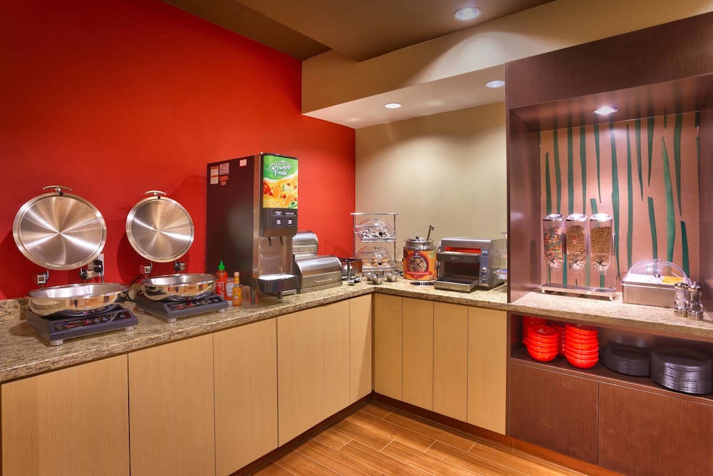 Towneplace Suites By Marriott Dickinson 36/47