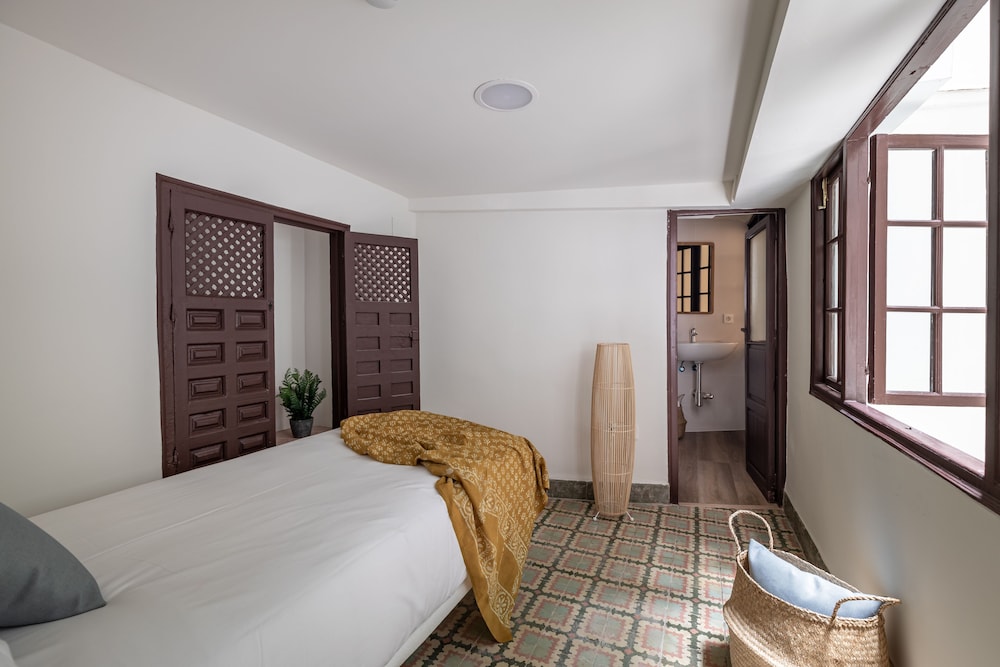 Apartamentos Libere Malaga la Merced 7/31