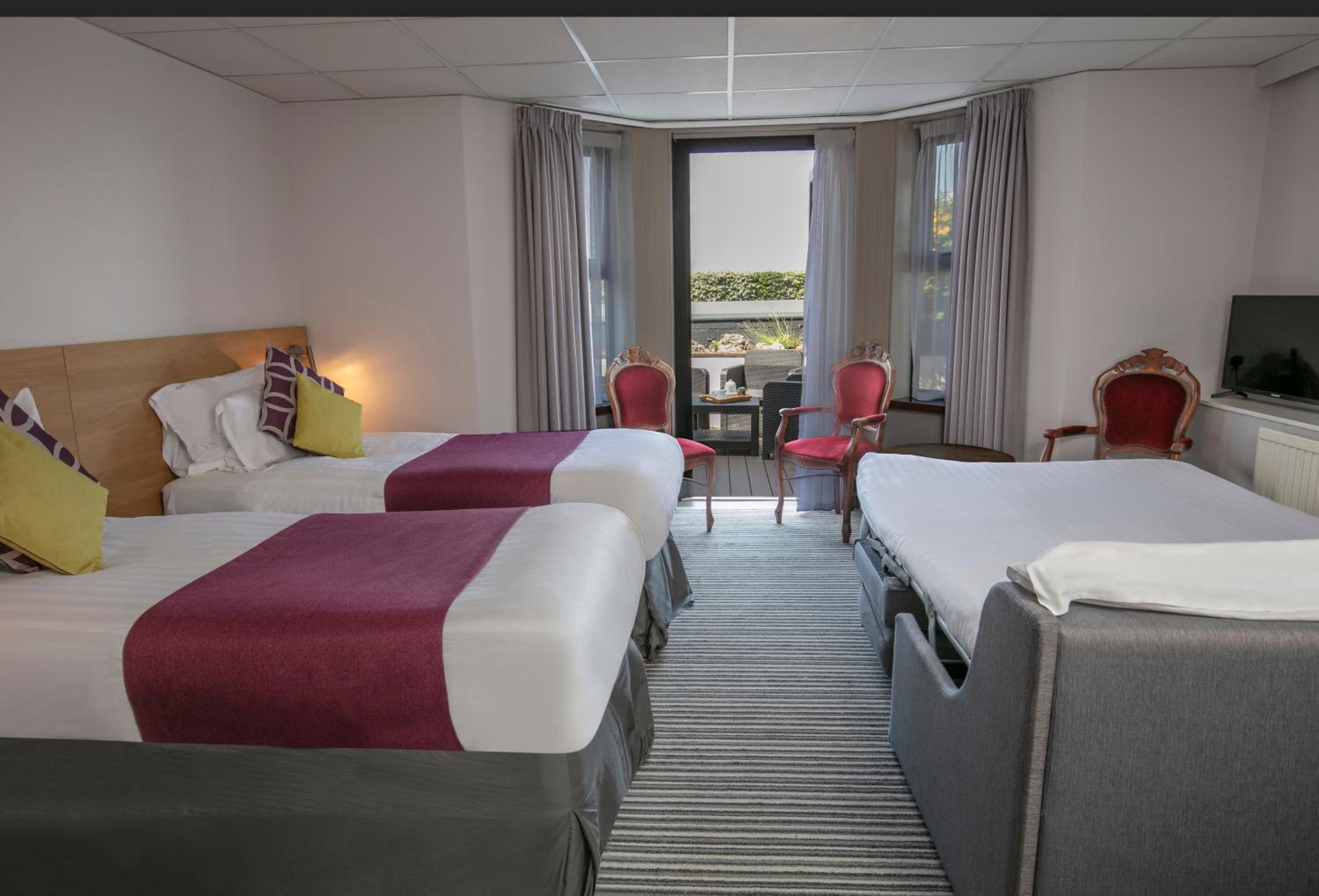 Family, Suite, King Bed