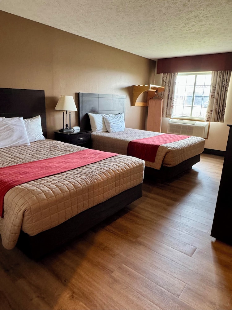 The Woodridge Inn 5/51