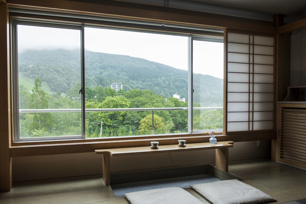 Hotel Lucent Takamiya 28/43