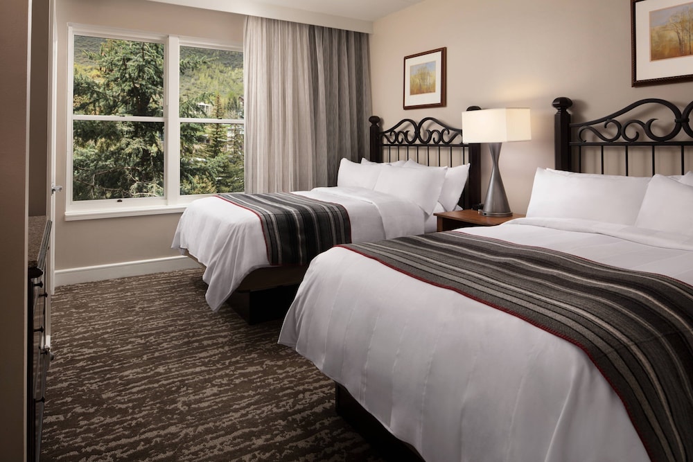 Marriotts StreamSide Evergreen at Vail 8/19