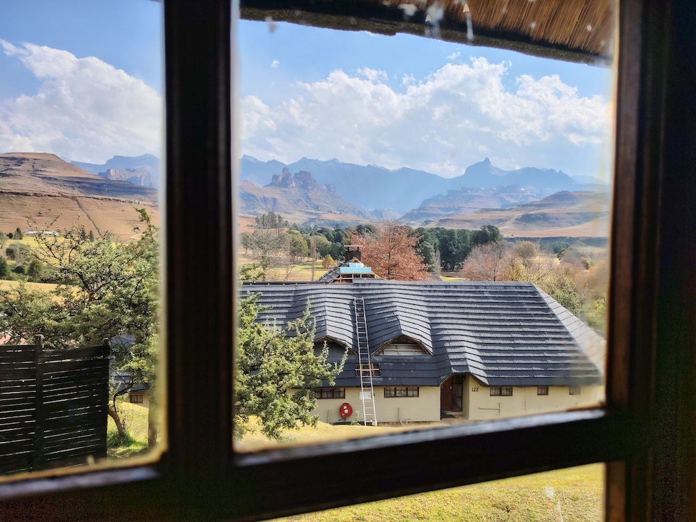 Fairways Drakensberg 14/50