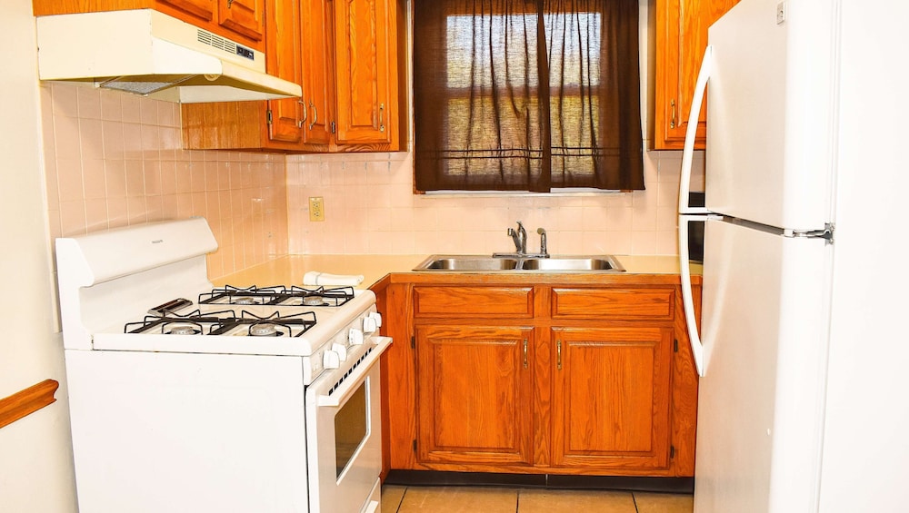Americas Best Value Inn Extended Stay 19/41