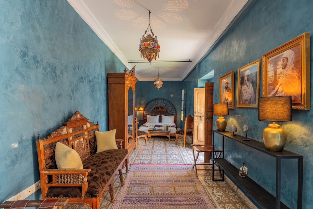 Riad Yamina 52 6/50
