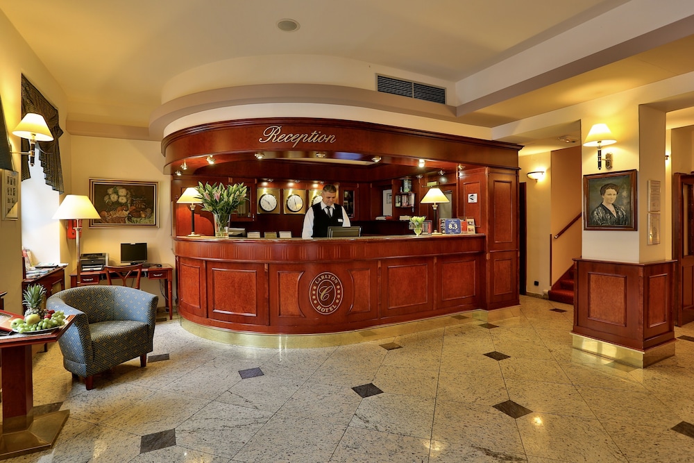 Carlton Hotel 6/51
