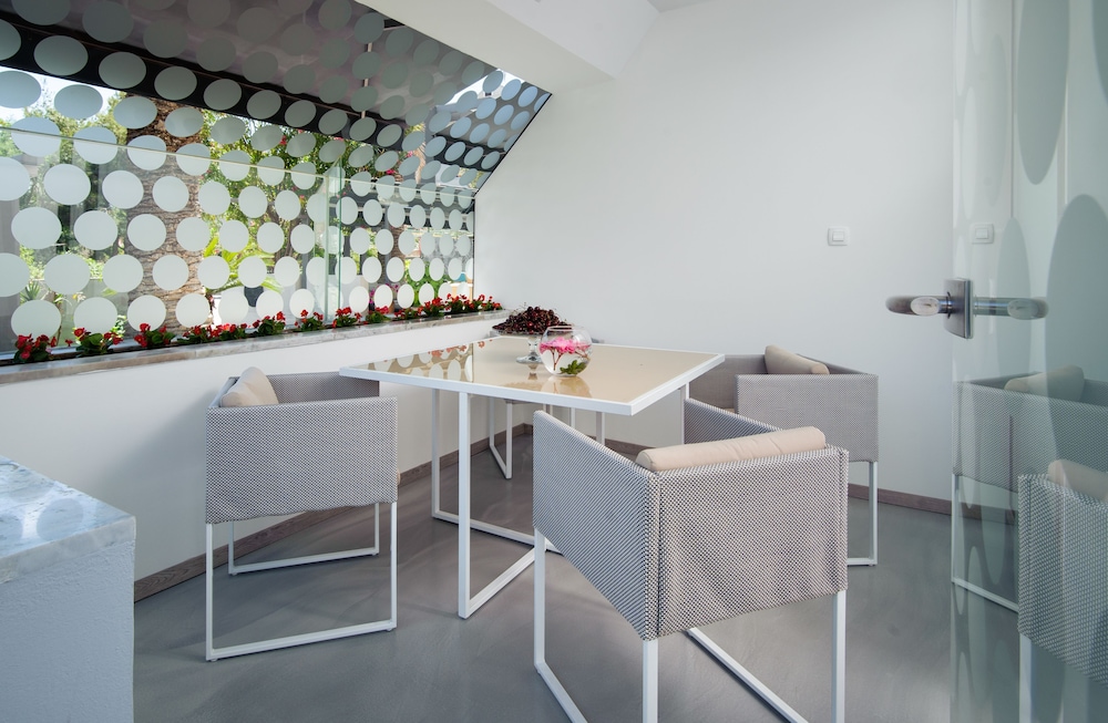 Boban Luxury Suites 61/80