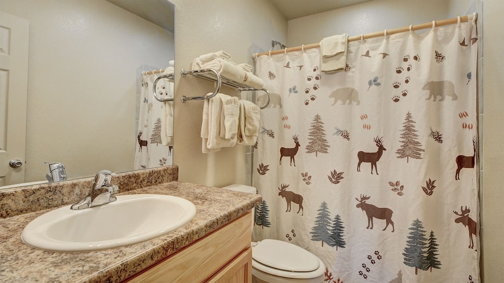 Eagle Fire Lodge Cabins 63/75