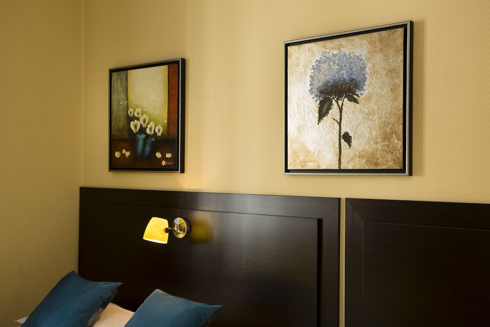 Hotel Chatillon Montparnasse 44/57