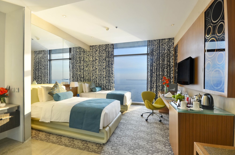 Hotel H2o 25/77