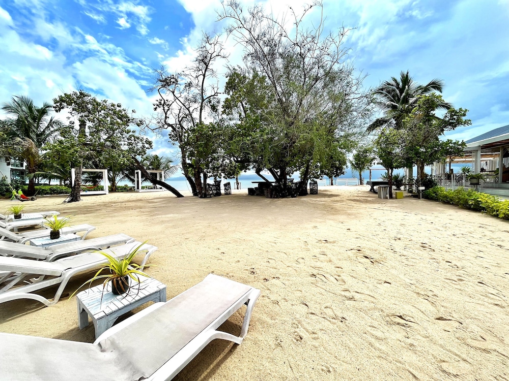 Sabaii Bay Resort 69/75