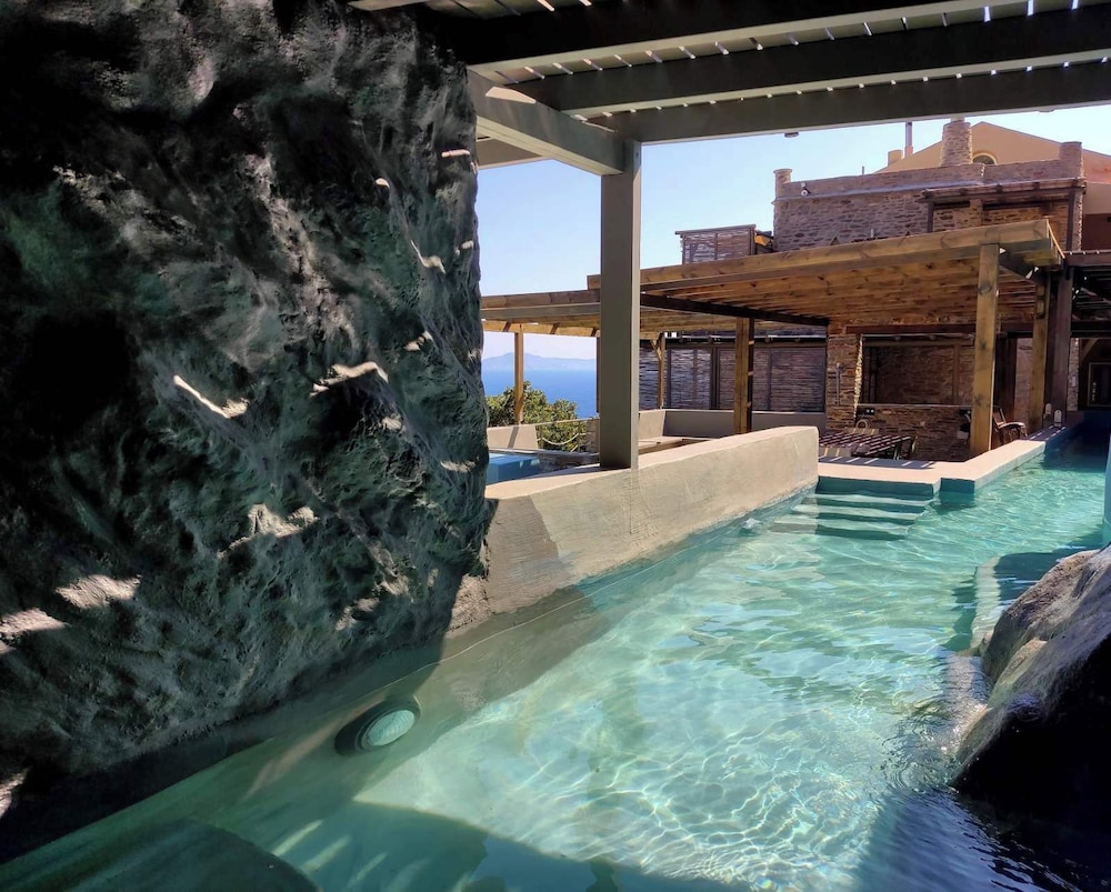 swimming pool spa