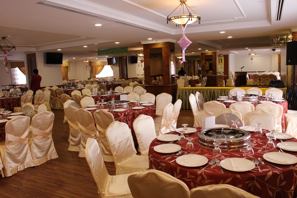 Parkview Hotel 35/50