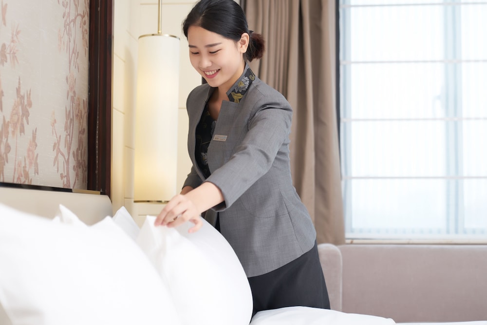 Xiamen Airlines Lakeside Hotel 9/50