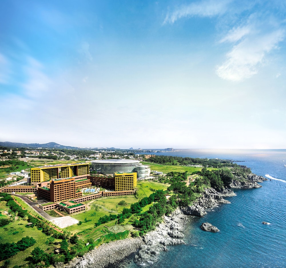 Jeju Booyoung Hotel & Resort 43/54