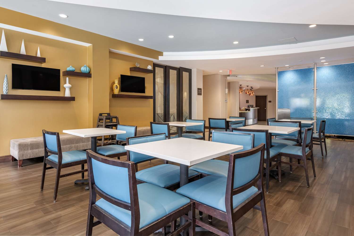 Comfort Suites Fort Lauderdale Airport South & Cruise Port 8/13