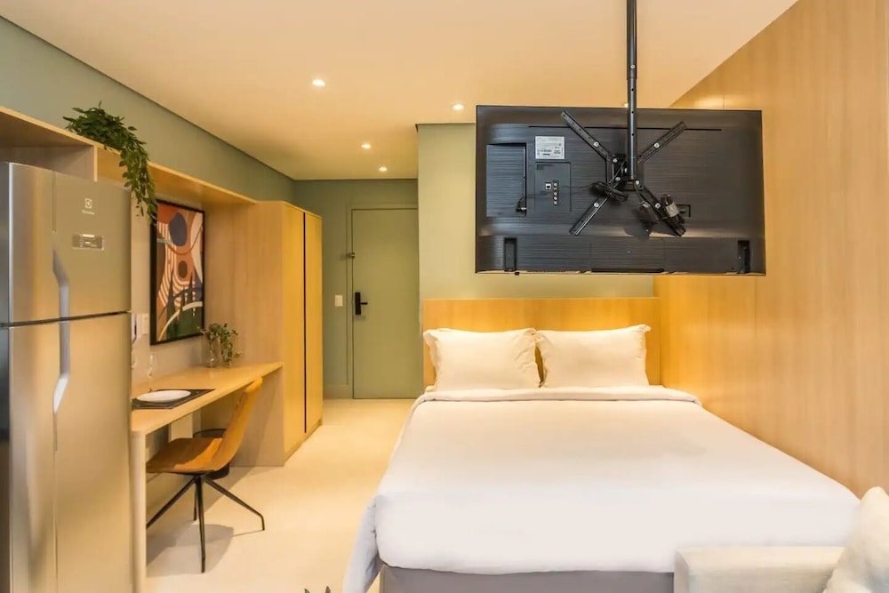 SUPERIOR, DOUBLE BED