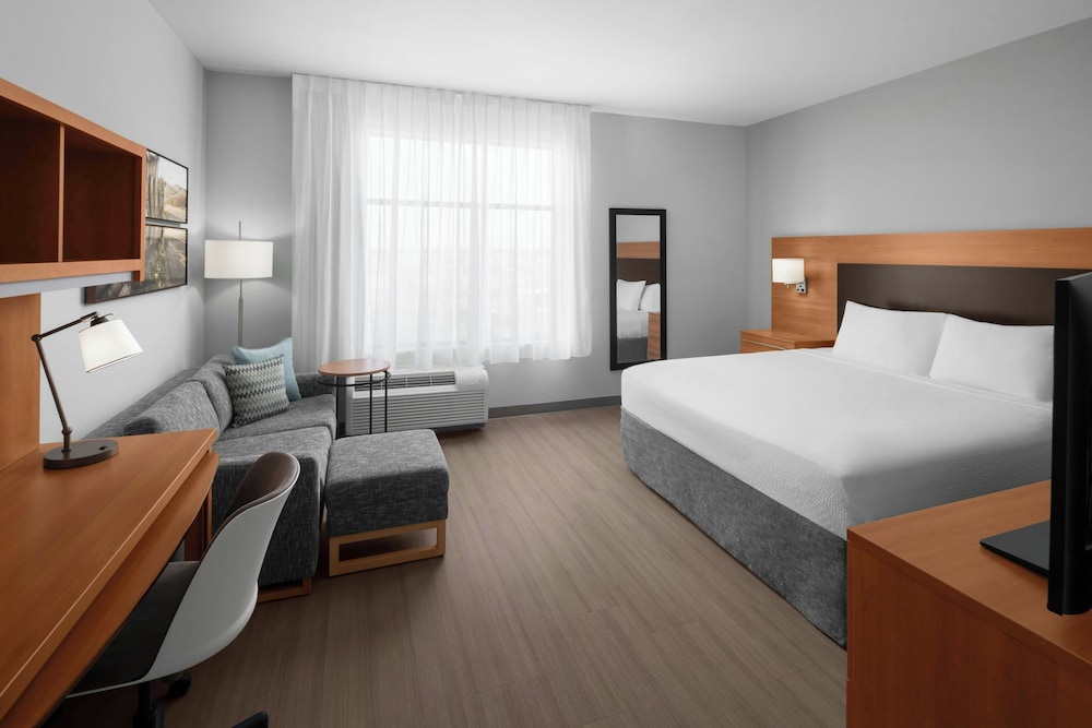 Towneplace Suites By Marriott Carlsbad 17/57