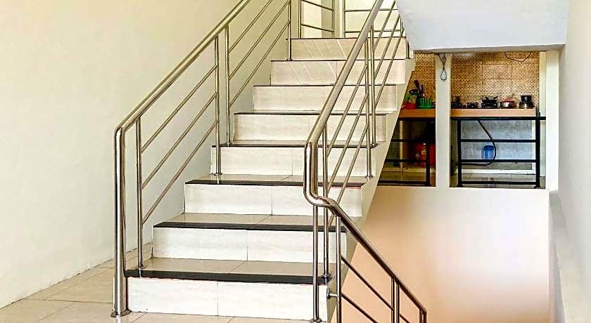 Reddoorz Plus Near Lippo Plaza Yogyakarta 12/22