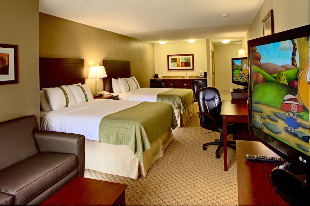 Holiday Inn Hotel Suites Kamloops 5/72