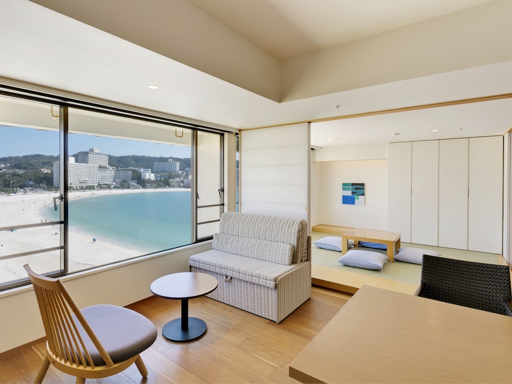 Shiraraso Grand Hotel 19/36