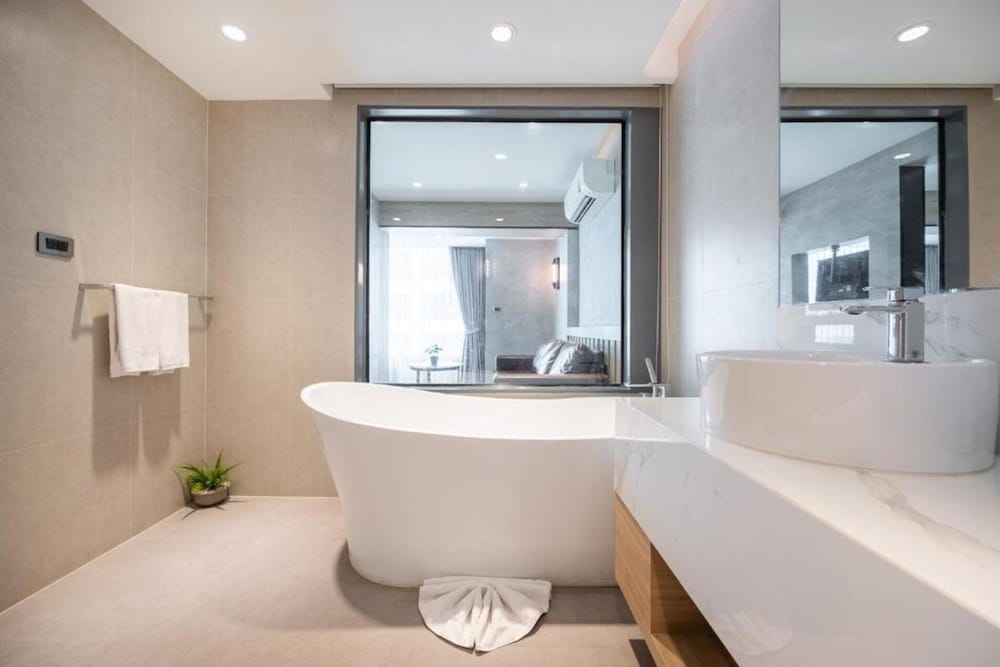 Loft Bangkok Hotel 69/72