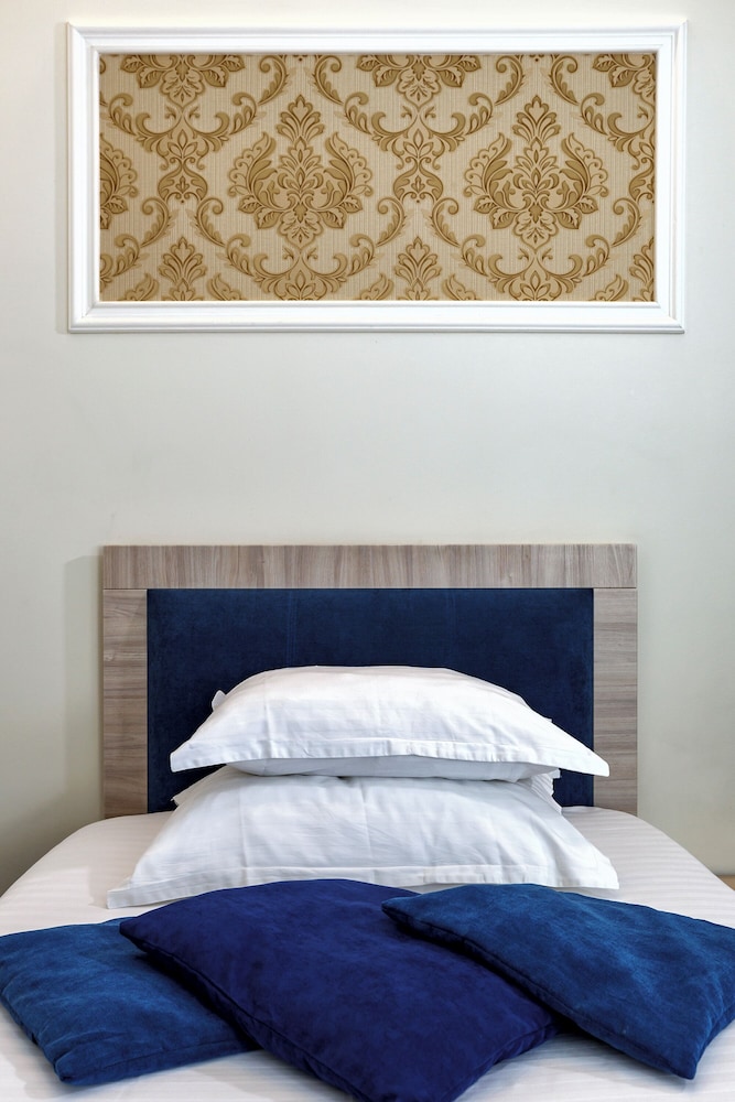 La Strada Boutique Villa 36/70