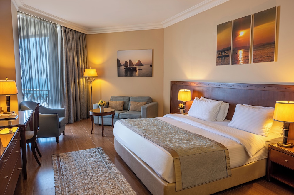 GOLDEN TULIP JIYEH MARINA RESORT 10/50