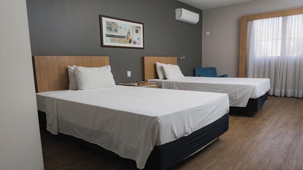 Superior, Twin Beds