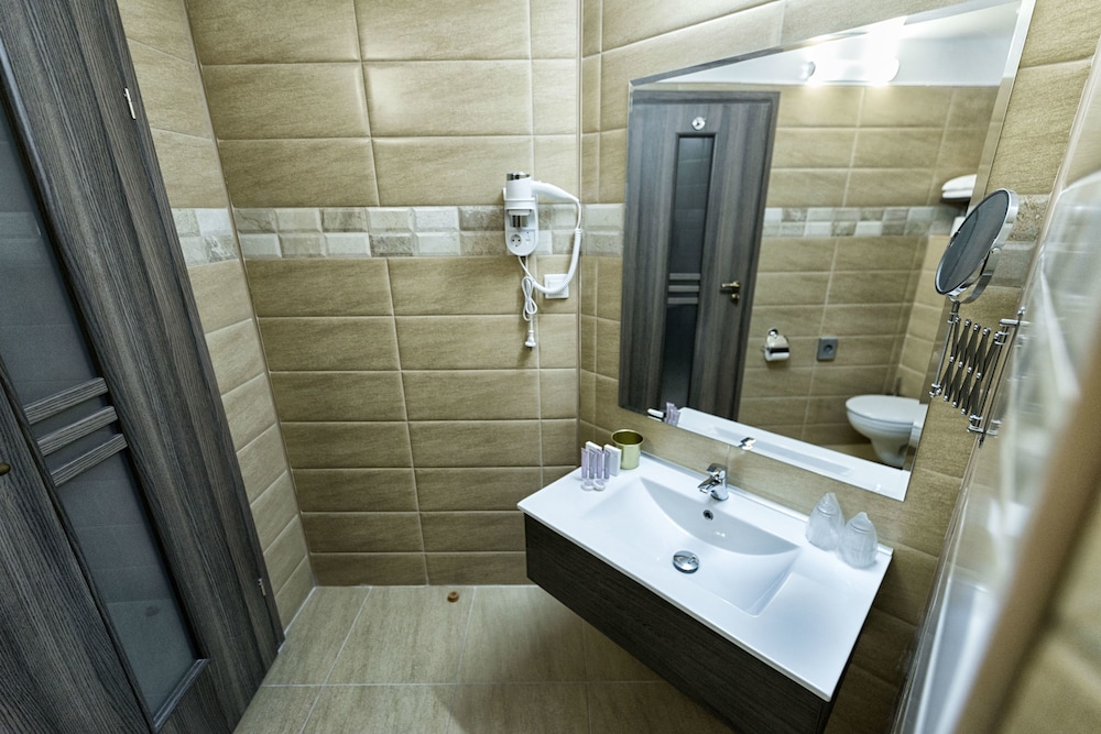 PRESTIGE BOUTIQUE HOTEL CRAIOVA 5/65