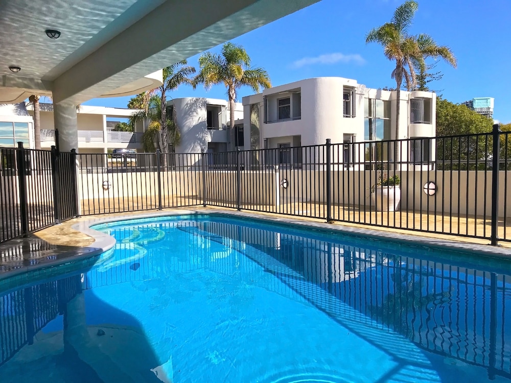 Carnmore Hotel Takapuna 6/65