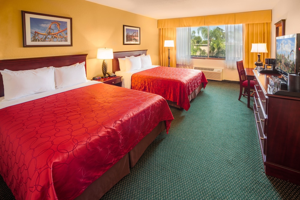 Knotts Berry Farm Resort Hotel 17/41