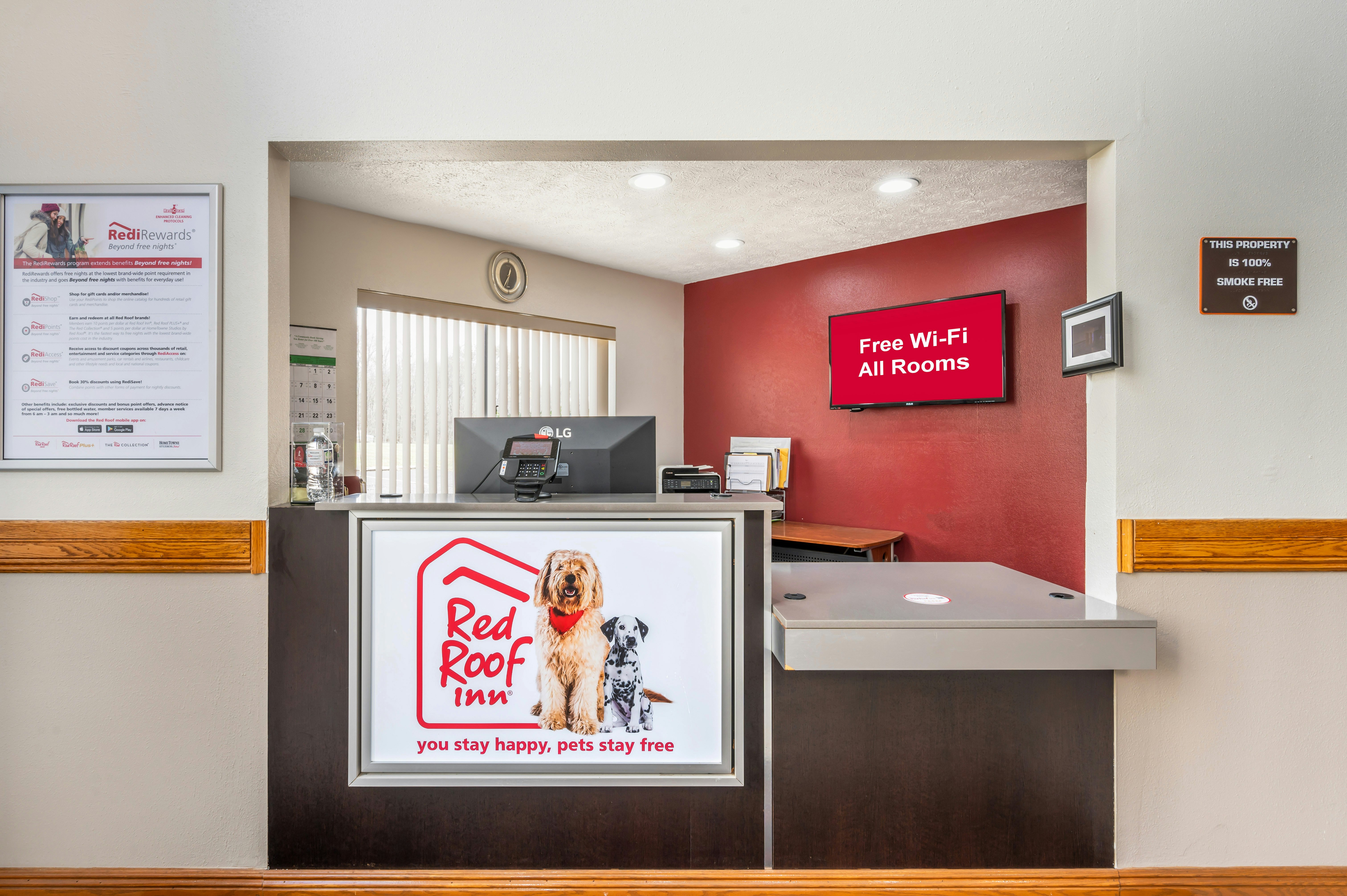 Red Roof Inn Greencastle South Cloverdale 8/34