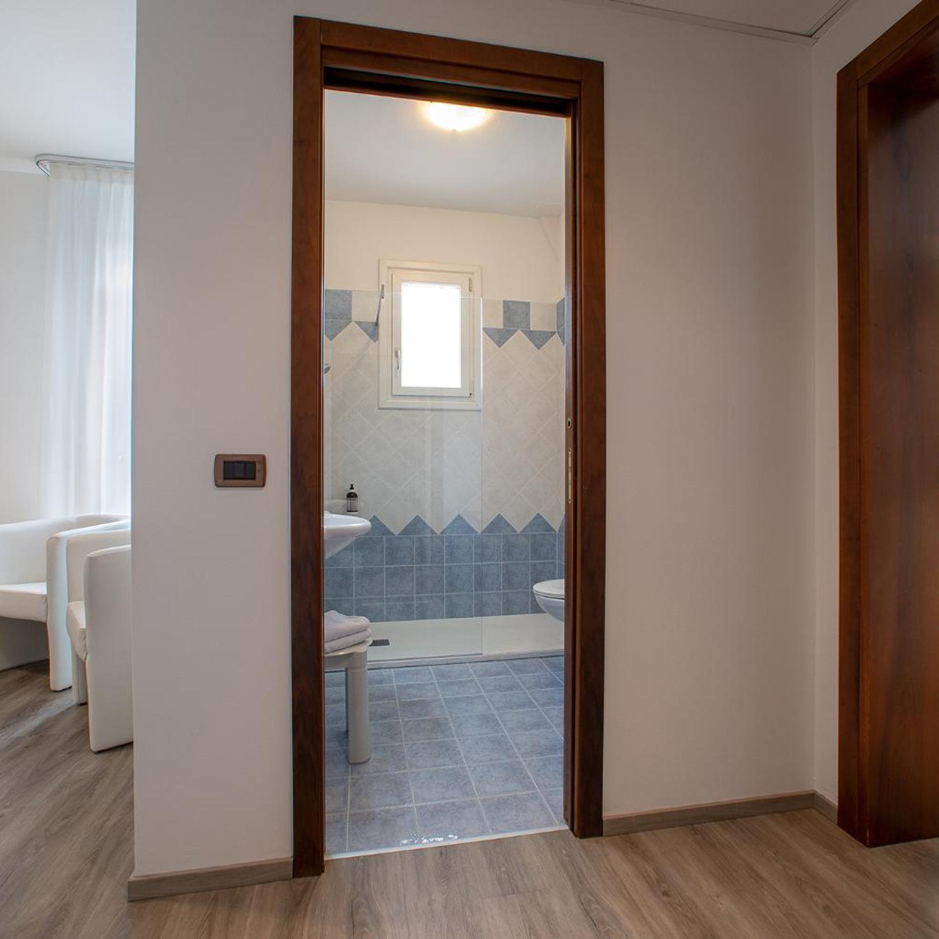 Family, Lateral Side Sea View، REGENTS HOTEL JESOLO 4/4