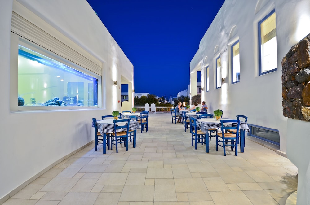 Naxos Island Hotel 48/74