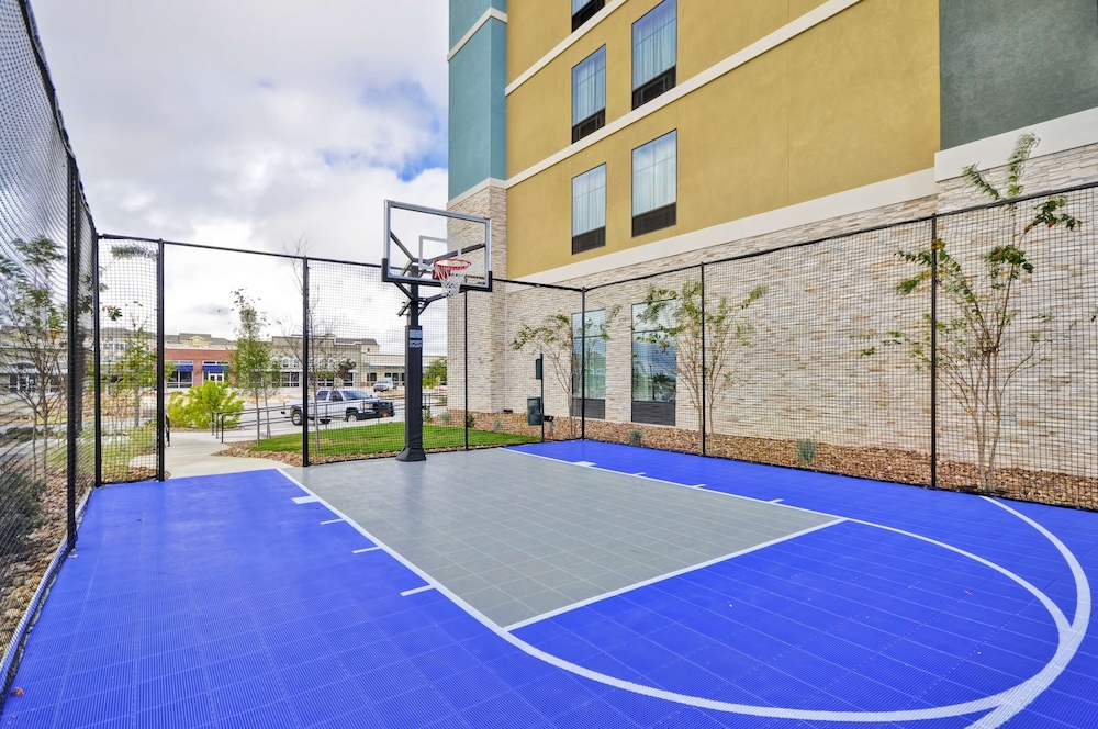 HOMEWOOD SUITES BY HILTON NEW BRAUNFELS 28/81