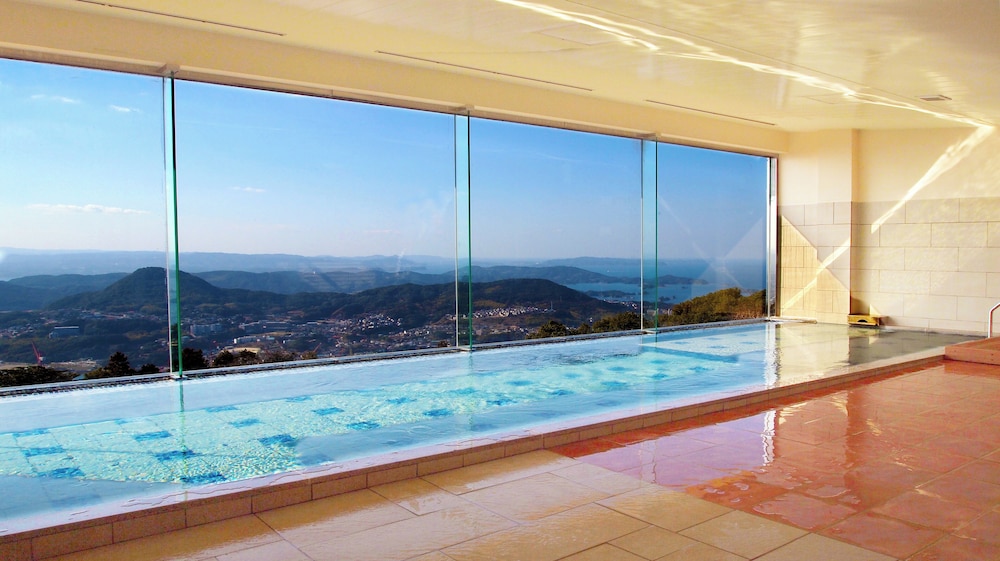 swimming pool spa