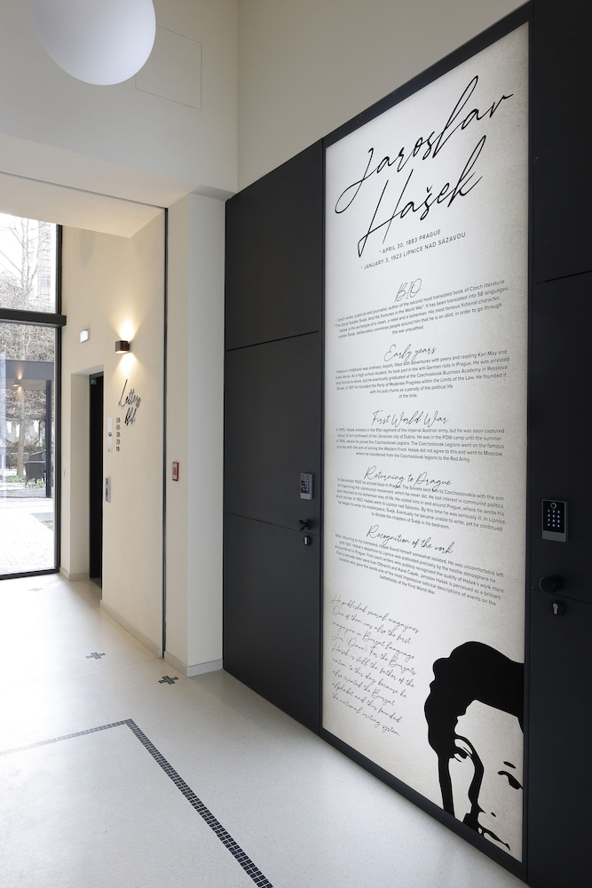 Prokop Square Hotel 23/50