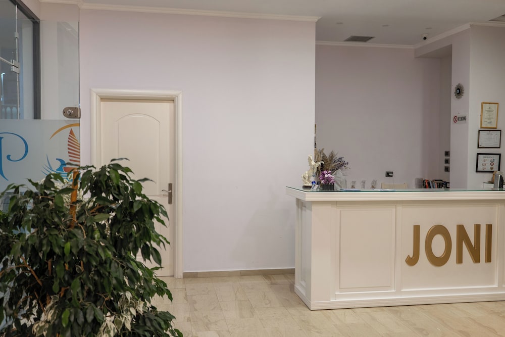 Hotel Kompleks Joni 7/50