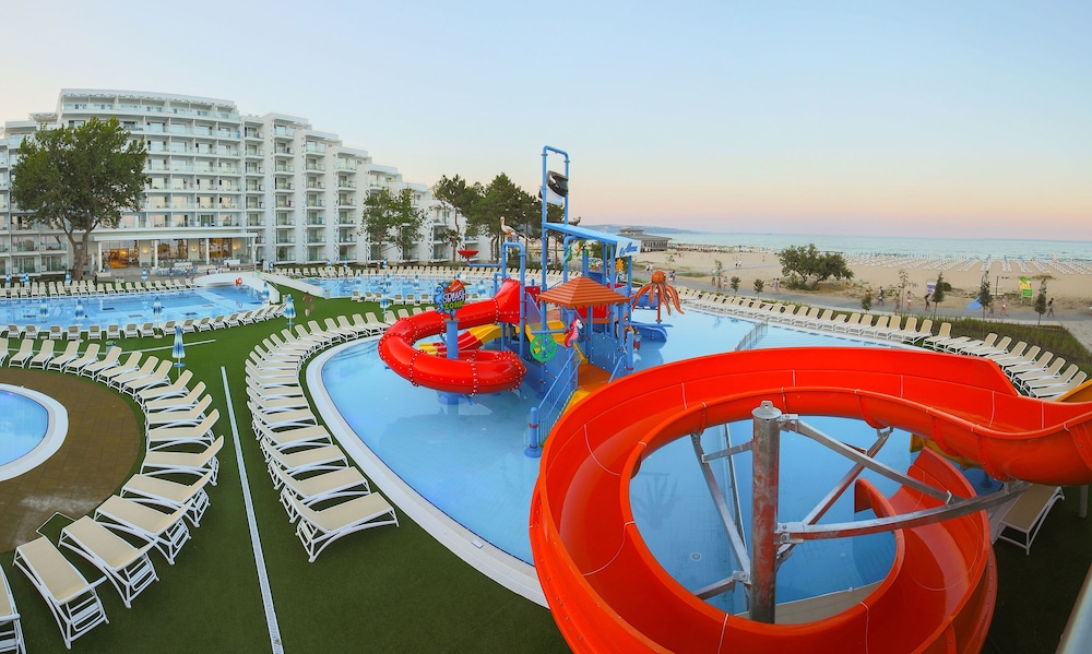 Maritim Hotel Paradise Blue Albena 6/54