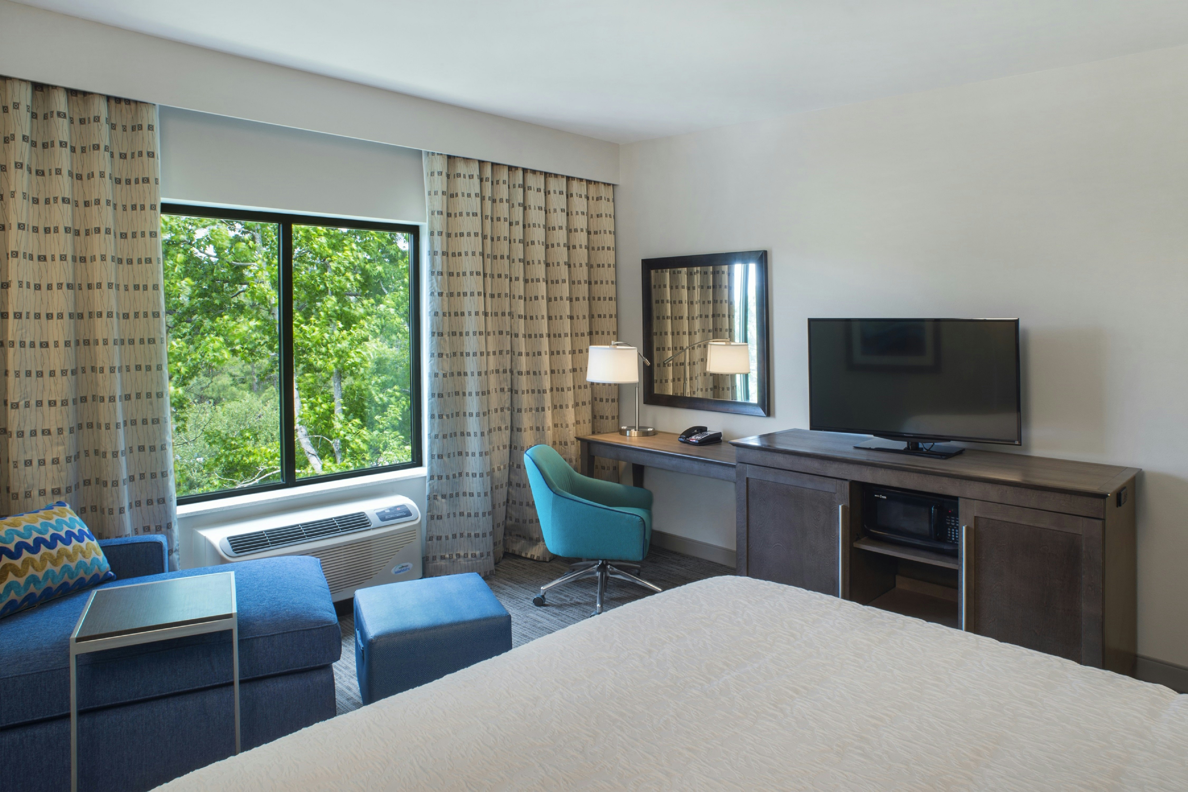 Hampton Inn Gulf Shores 11/36