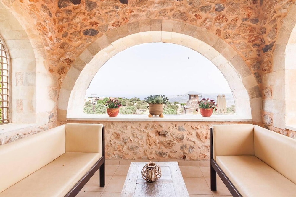 Samonas Traditional Villas 24/50