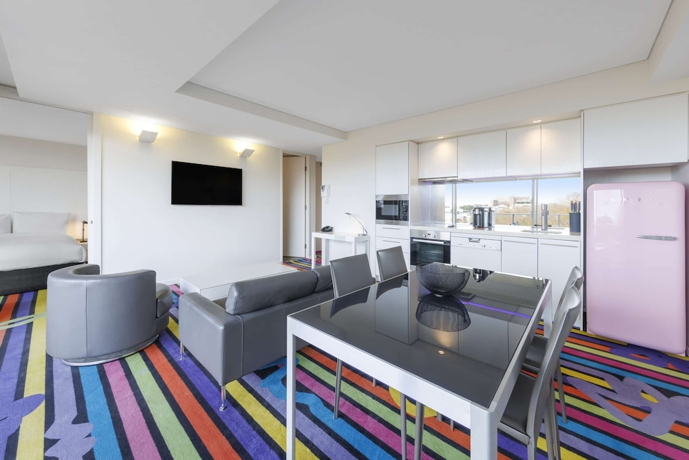 ADGE Hotel & Residence 46/50