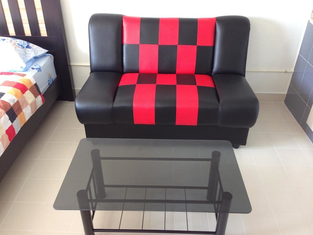 Muangthongthani Rental By Khun Dan 12/24