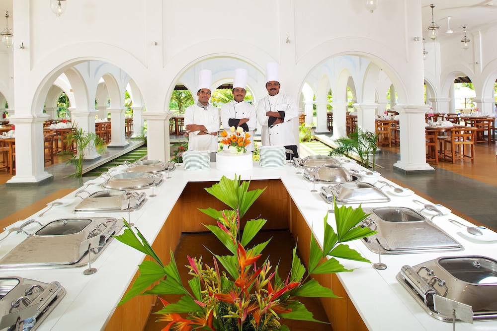 Le Pondy Resort 35/50