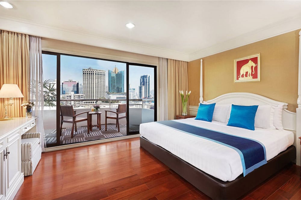 Centre Point Hotel Sukhumvit 10 41/114