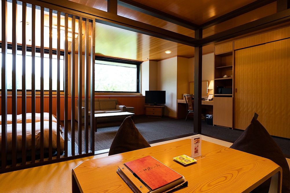 Niseko Kombuonsen Hotel Kanronomori 60/74